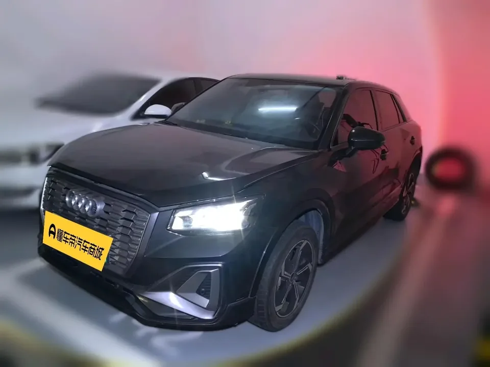 Audi Q2L e-tron Audi Q2L e-tron 2022 Pure electric intelligent enjoyment type 2022 — фото 1, купить с доставкой в Москву