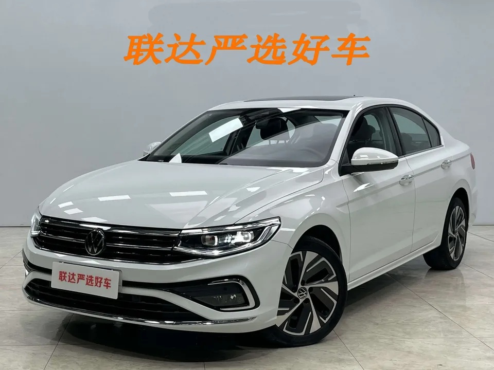 Volkswagen Bora Bora 2023 200TSI DSG Intelligent Driving PRO Edition 2022 — photo 1, buy with delivery to Moscow