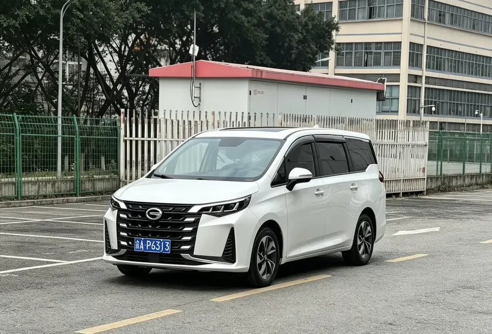 GAC Trumpchi M6 Trumpchi M6 2024 MAX 270T WDCT Premium Edition 2024 — photo 1, buy with delivery to Moscow