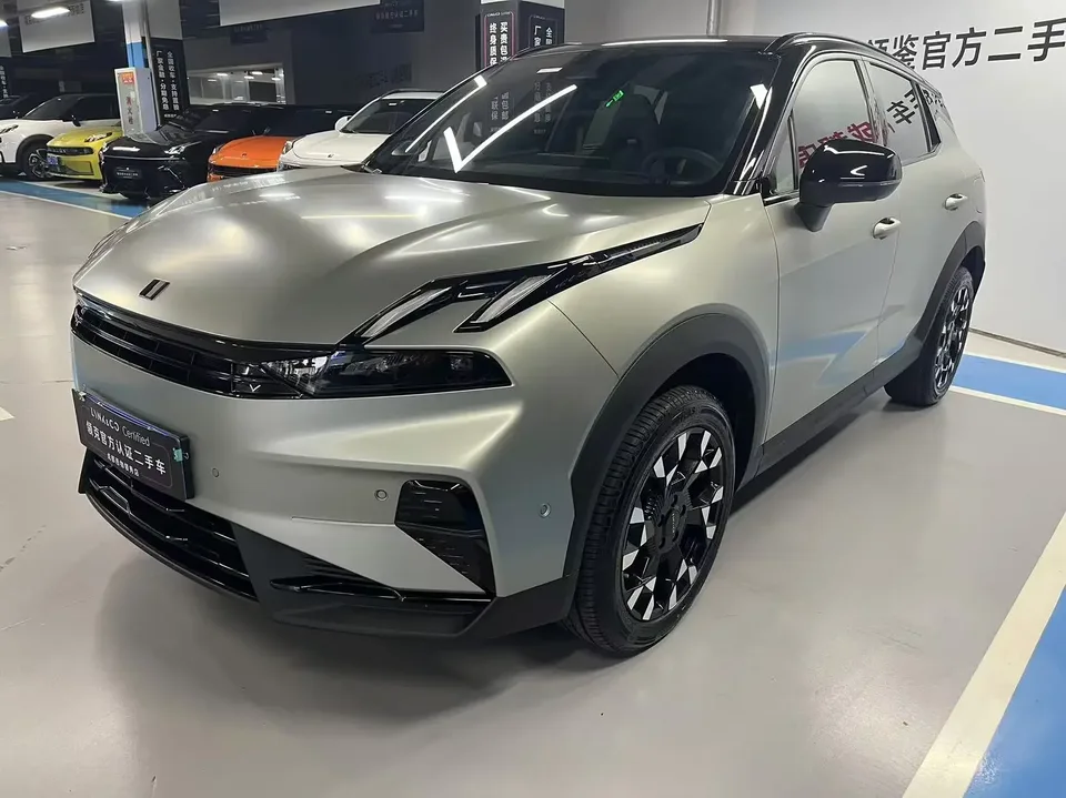 Lynk & Co 06 Lynk & Co 06 2026 Relive 1.5T Ultra 2025 — photo 1, buy with delivery to Moscow