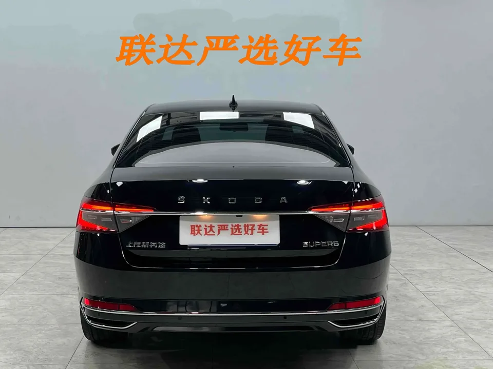 Skoda Superb Speedy 2024 TSI280 DSG Premium Edition 2024 — thumbnail 2