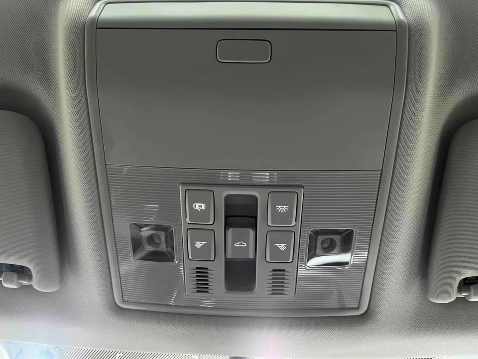 Skoda Superb Speedy 2024 TSI280 DSG Premium Edition 2024 — thumbnail 3