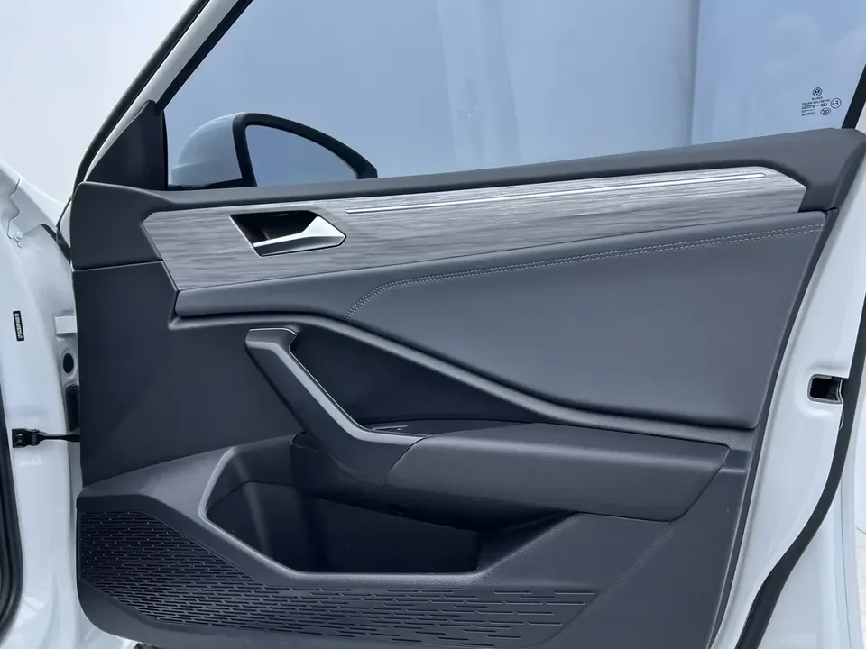 Volkswagen Sagitar Sagitar 2023 280TSI DSG Transcendence Lite 2023 — thumbnail 4
