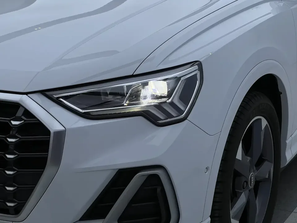 Audi Q3 Audi Q3 2022 35 TFSI Stylish Dynamic 2022 — thumbnail 2