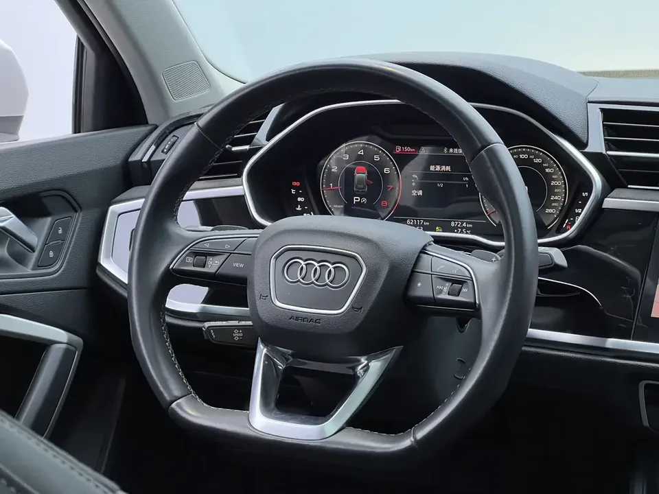 Audi Q3 Audi Q3 2022 35 TFSI Stylish Dynamic 2022 — thumbnail 4