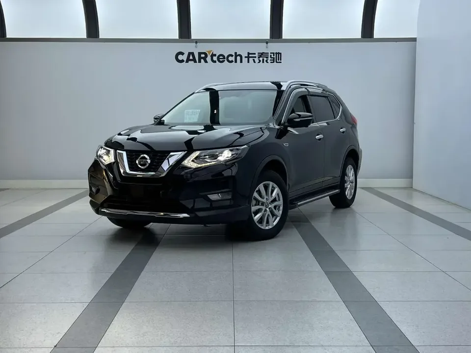 Nissan X-Trail Qijun 2023 Classic Edition 2.0L 2WD Smart Link Premium Edition 2024 — photo 1, buy with delivery to Moscow