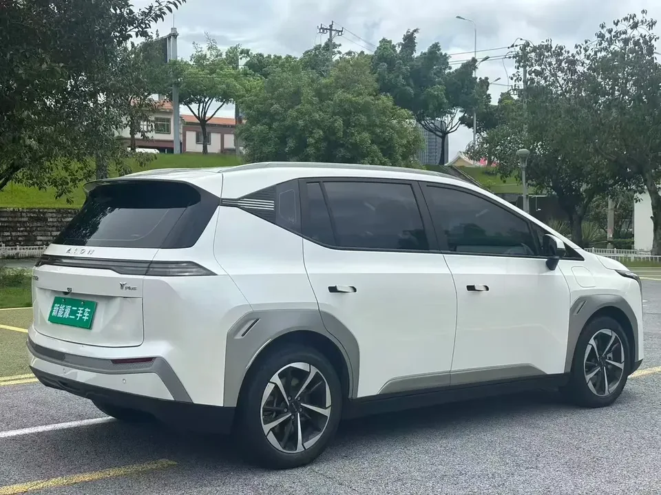 AION Y AION Y 2023 Plus 510 Smart Edition 2024 — миниатюра 2