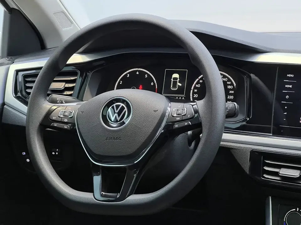 Volkswagen Polo Polo 2021 Plus 1.5L Automatic Colorful Technology Edition 2022 — thumbnail 3