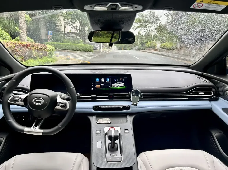 GAC Trumpchi Empow Shadow Leopard 2023 2.0L DHT High Energy Hybrid 2023 — thumbnail 3