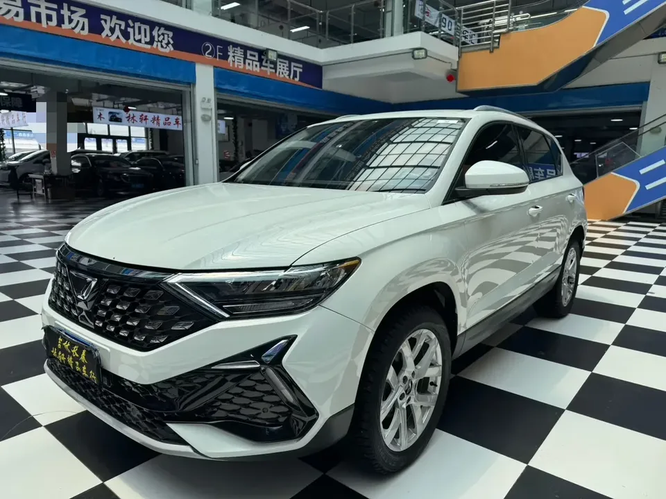 Jetta VS5 Jetta VS5 2022 280TSI Automatic Progressive Edition 2023 — photo 1, buy with delivery to Moscow