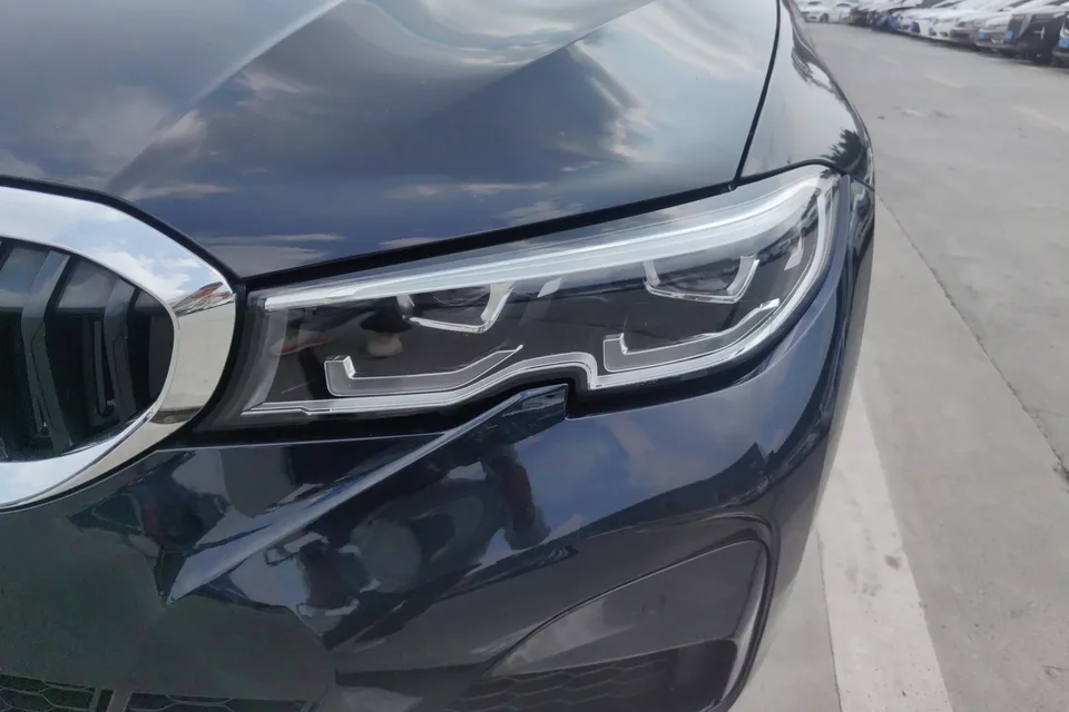 BMW 3 Series BMW 3 Series 2022 Facelifted 320Li M Sport Package 2022 — миниатюра 2