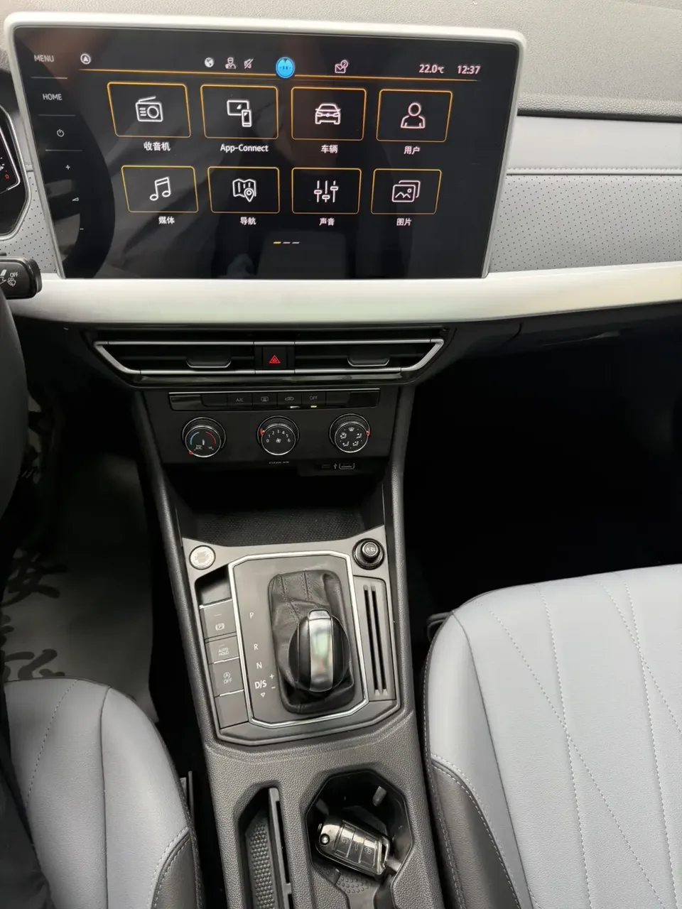Volkswagen Lavida Lavida 2023 Modified 1.5L Automatic 5 million version 2022 — миниатюра 5