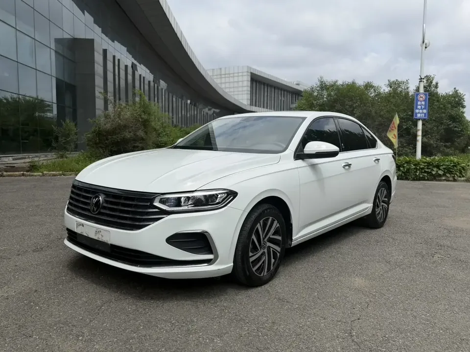 Volkswagen Lavida Lavida 2023 Modified 1.5L Automatic 5 million version 2022 — фото 1, купить с доставкой в Москву