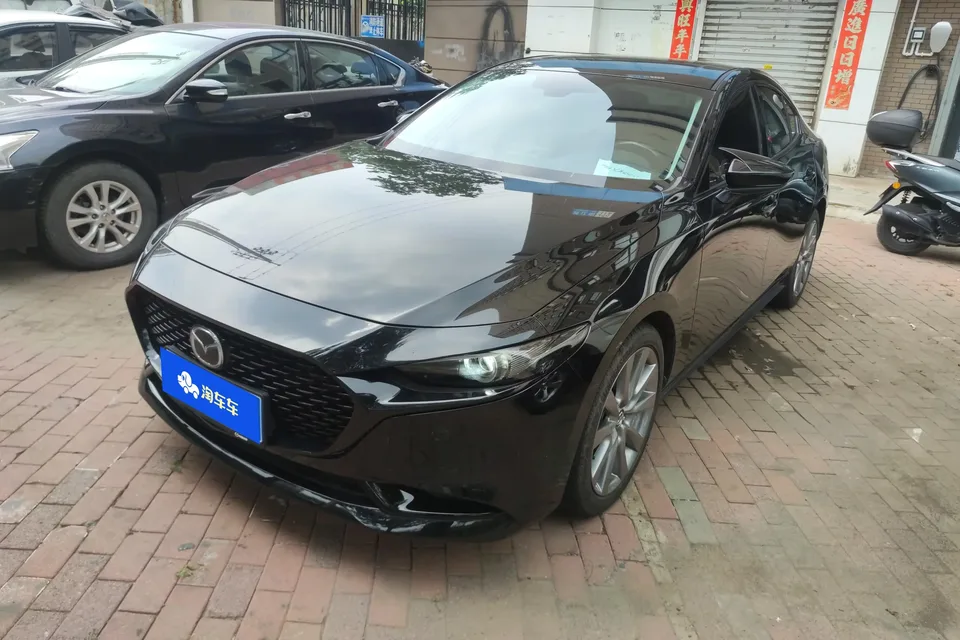Mazda Axela Mazda3 Angkesela 2023 2.0L Automatic Quality Edition 2024 — photo 1, buy with delivery to Moscow