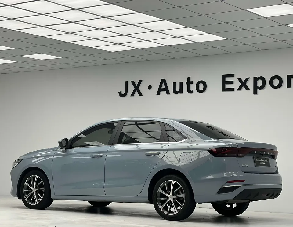 Geely Emgrand emgrand 2023 4th Generation Champion Edition 1.5L CVT Premium 2023 — thumbnail 2