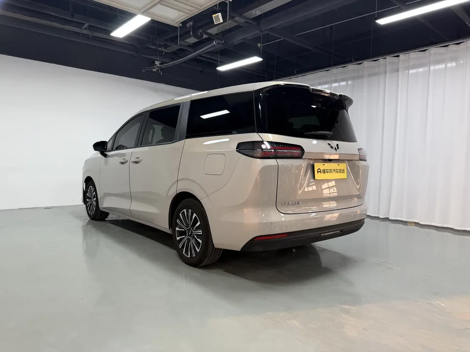 Wuling Starlight 730 EV Starlight 730 EV 2025 500km Luxury 2025 — thumbnail 2