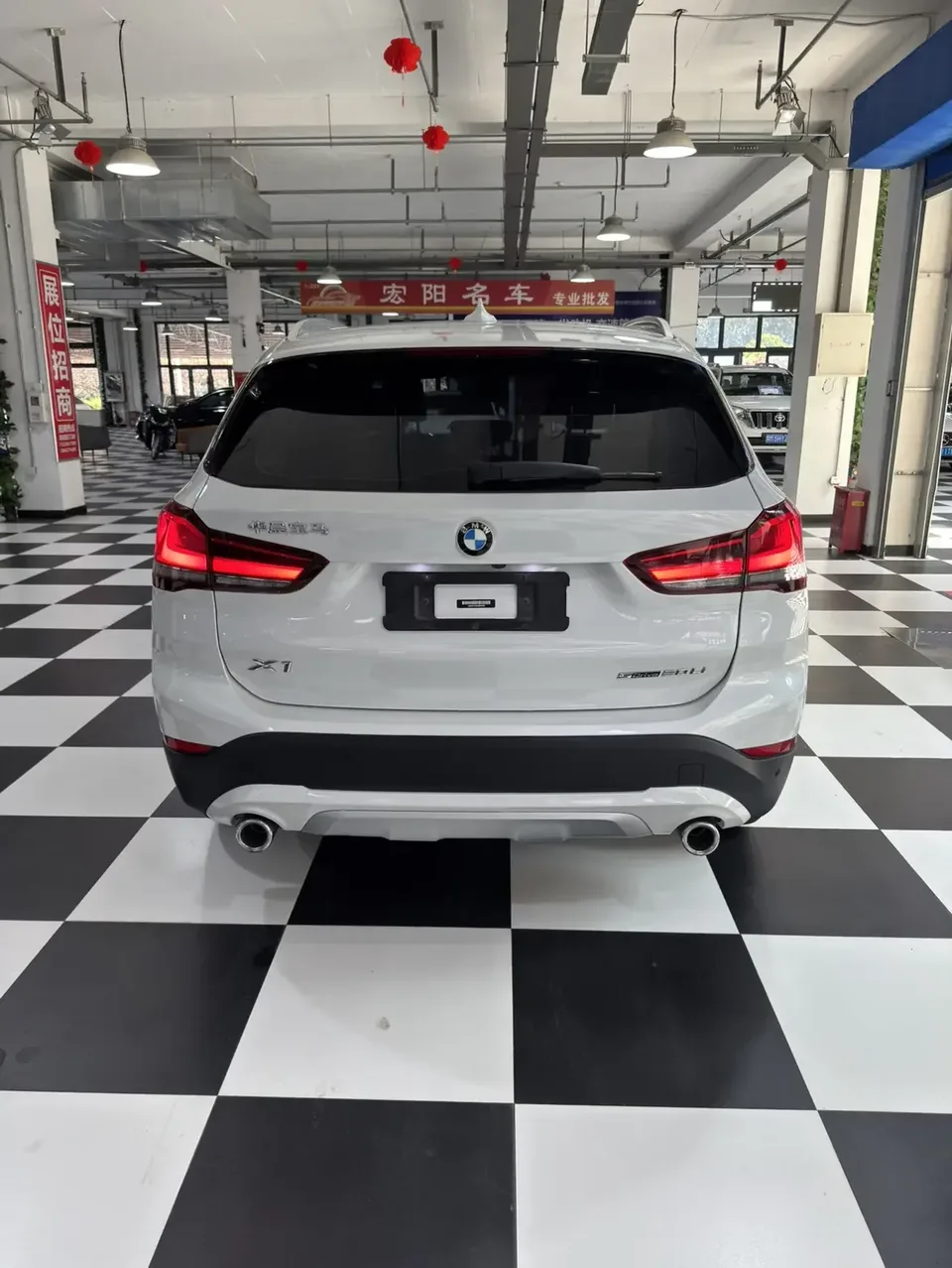 BMW X1 BMW X1 2022 sDrive20Li Fashion 2022 — thumbnail 2