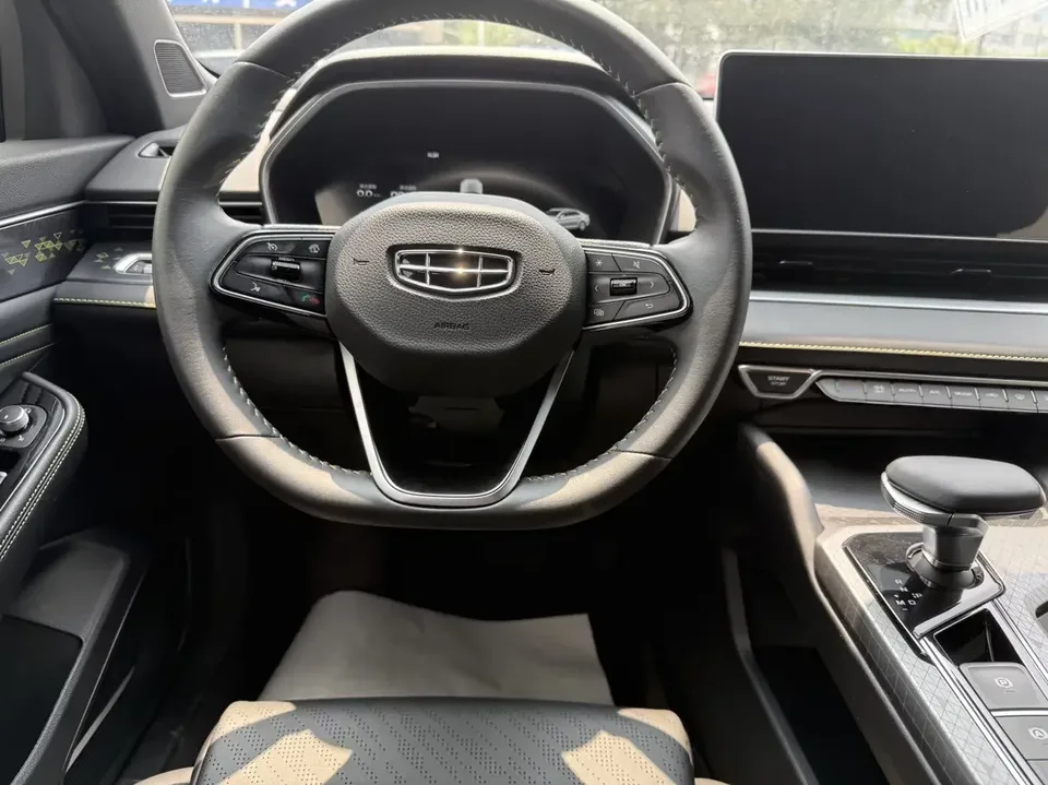 Geely Preface Xing Rui 2023 1.5T Kunlun Edition 2024 — thumbnail 3