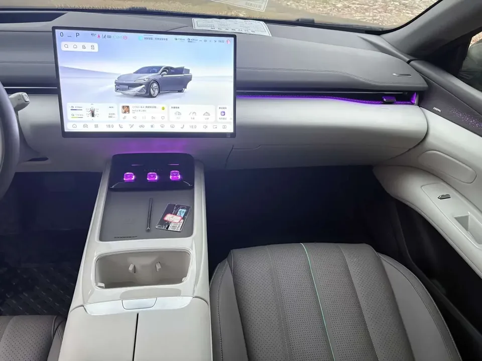 Deepal dark blue L07 Dark blue L07 2025 230Ultra Deep Blue Intelligent Driving AD PRO Edition 2024 — thumbnail 3