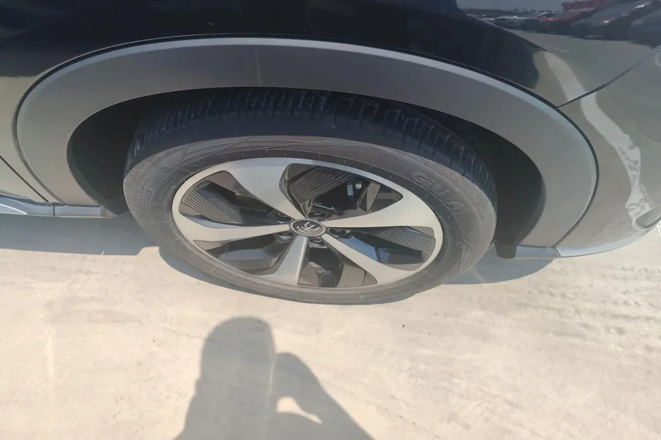BYD Song PLUS DM Song PLUS DM 2021 DM-i 110KM 2WD Flagship 2022 — thumbnail 2