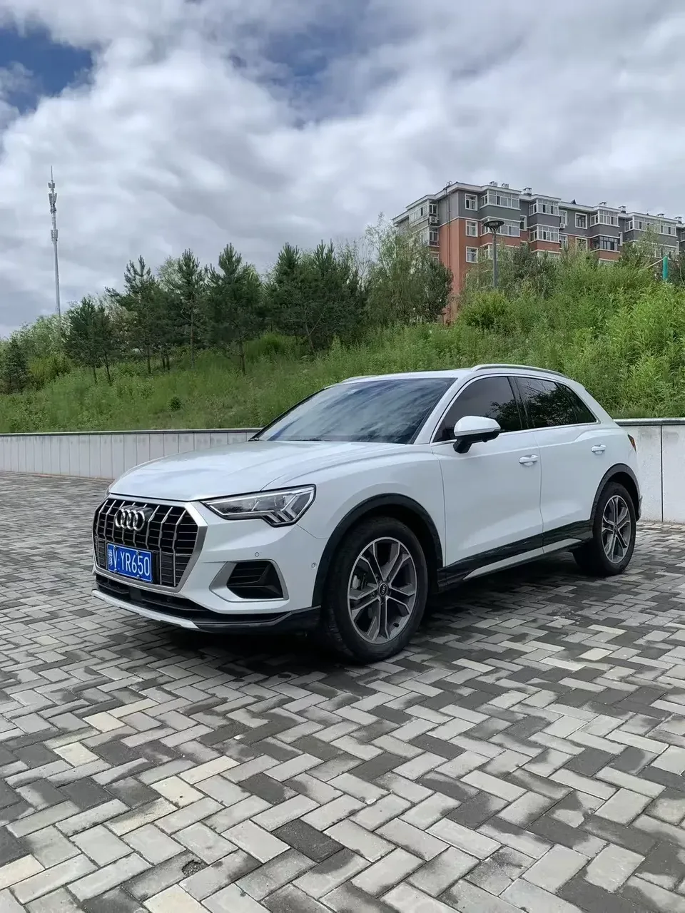 Audi Q3 Audi Q3 2022 35 TFSI Stylish and Elegant 2022 — photo 1, buy with delivery to Moscow