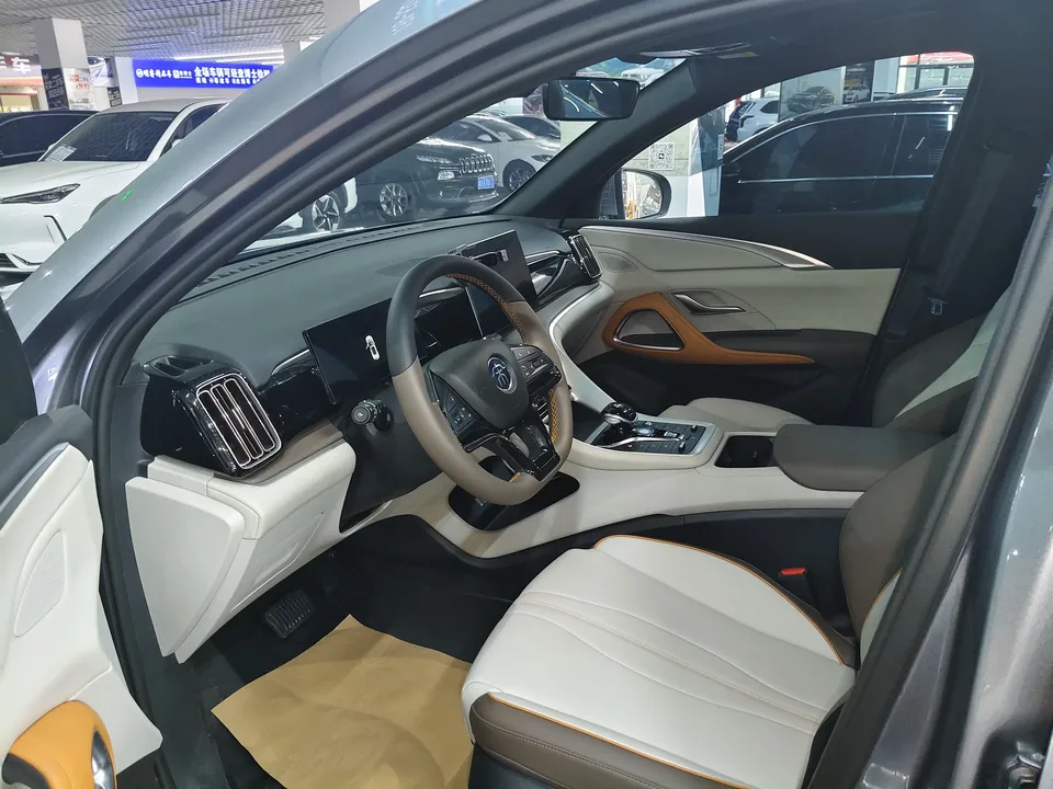 BYD Song Pro DM Song Pro DM 2022 DM-i 51km Luxury 2022 — thumbnail 5