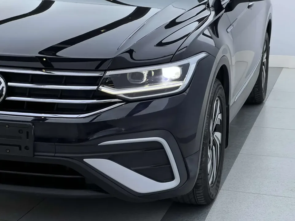 Volkswagen Tiguan L Tiguan L 2023 280TSI Limited Edition 2023 — thumbnail 2