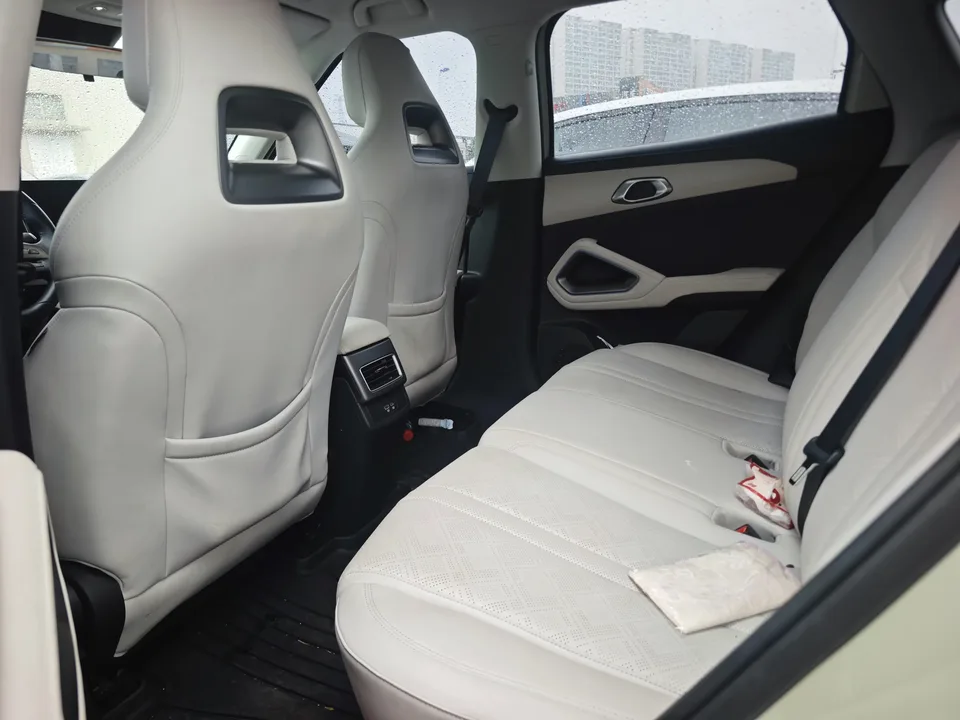 BYD Yuan Up Yuan UP 2025 Smart Driving Edition 401KM Vitality Edition 2026 — thumbnail 3