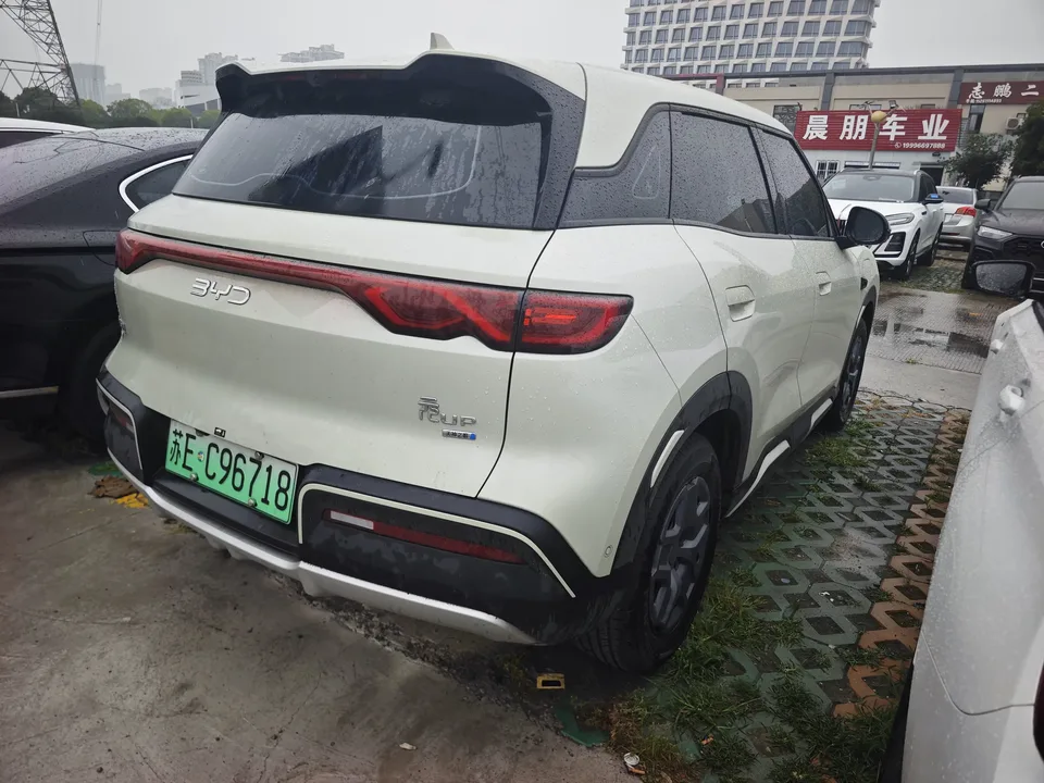 BYD Yuan Up Yuan UP 2025 Smart Driving Edition 401KM Vitality Edition 2026 — thumbnail 5