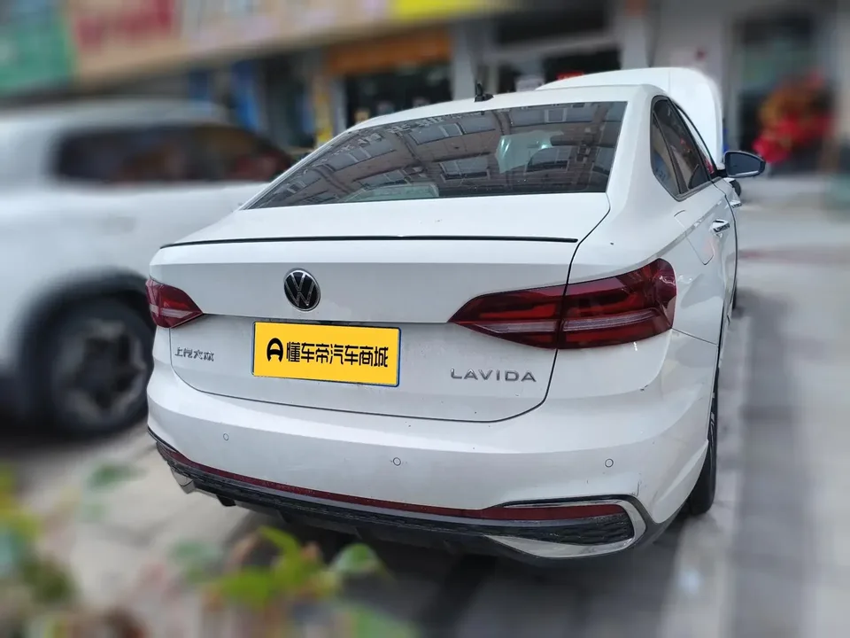 Volkswagen Lavida Lavida 2024 300TSI DSG Starry Sky Leading Edition 2025 — thumbnail 2