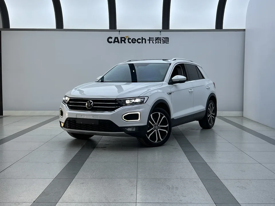 Volkswagen T-Roc TANG 2021 280TSI DSG 2WD Comfort Smart Edition 2022 — photo 1, buy with delivery to Moscow