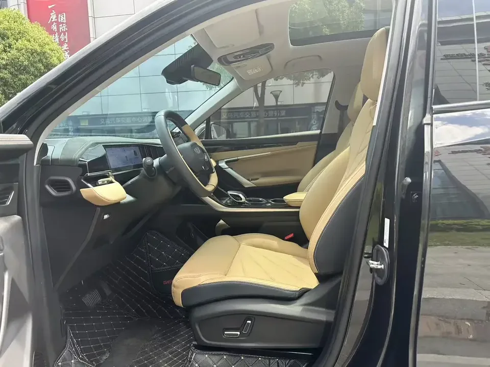 Geely Atlas L Boyue L 2023 1.5TD DCT Premium 2024 — миниатюра 3