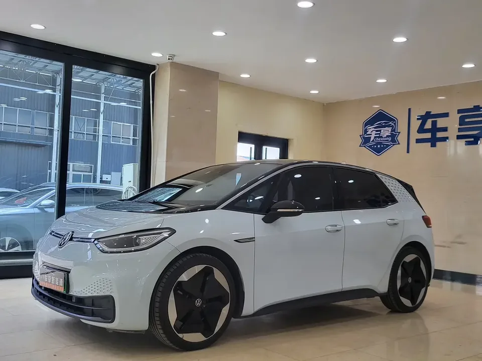 Volkswagen ID.3 Volkswagen ID.3 2022 Extreme Edition 2022 — photo 1, buy with delivery to Moscow