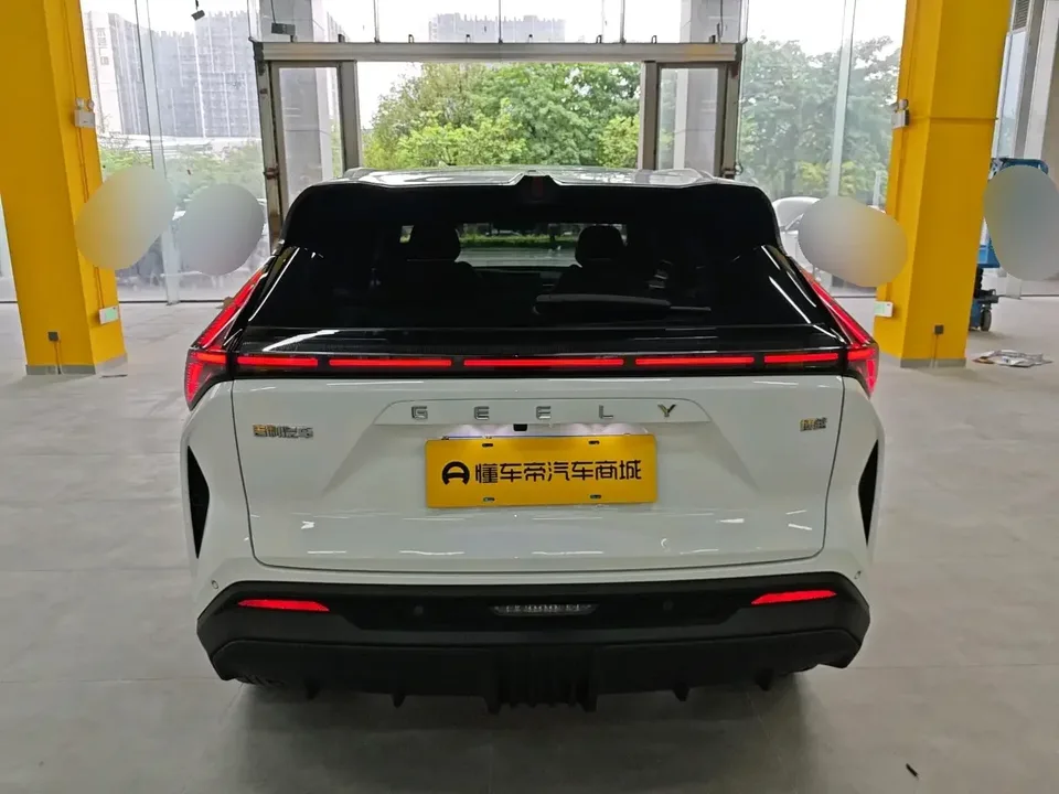 Geely Atlas Boyue 2024 1.5TD Dragon Edition 2024 — thumbnail 2