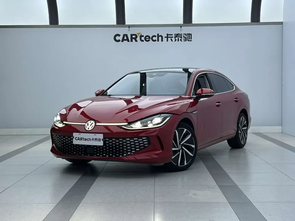 Volkswagen Lamando Lingdu 2022 Lingdu L 280TSI DSG Super Hot Flagship Edition 2022 — photo 1, buy with delivery to Moscow