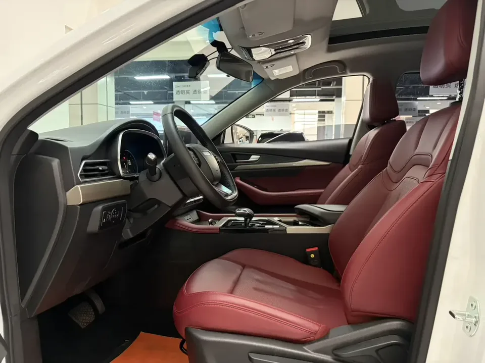 Jetour Jietu X70 Jietu X70 2025 1.5T DCT Beyond PRO 7 Seaters 2025 — thumbnail 3