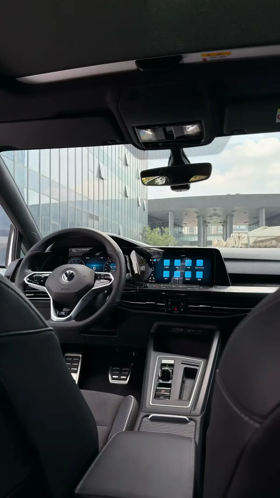 Volkswagen Golf golf 2023 280TSI DSG R-Line Lite 2024 — thumbnail 3