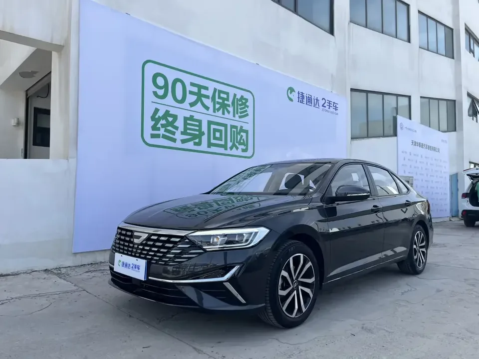 Jetta VA7 Jetta VA7 2025 1.4T First Come First Served Edition 2025 — photo 1, buy with delivery to Moscow