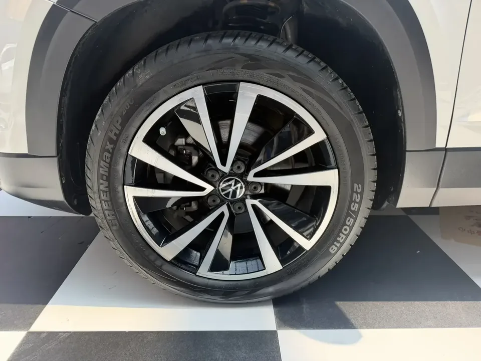 Volkswagen Tharu tuyue 2022 280TSI 2WD Deluxe Edition 2023 — thumbnail 3