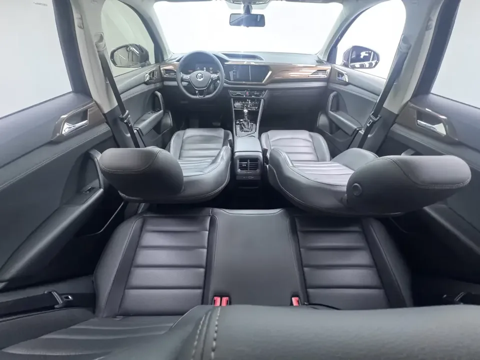 Volkswagen Tharu tuyue 2022 280TSI 2WD Deluxe Edition 2022 — thumbnail 5