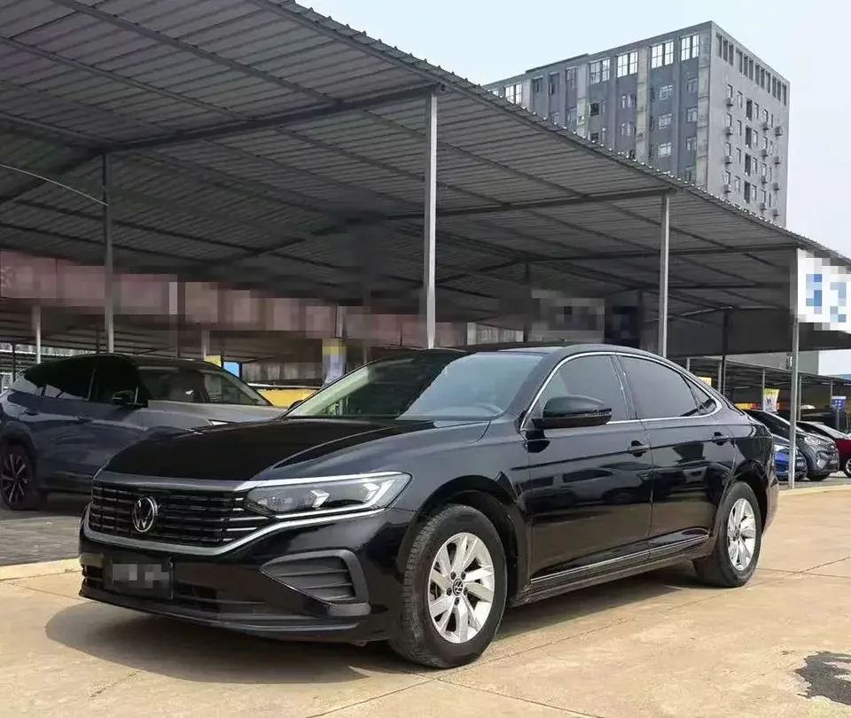Volkswagen Passat Passat 2023 280TSI Business Edition 2023 — photo 1, buy with delivery to Moscow