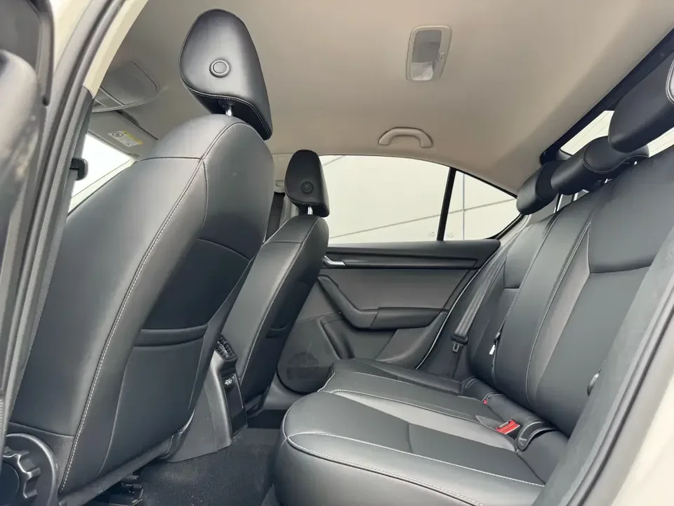 Skoda Octavia Octavia 2021 1.5L Automatic Comfort Edition 2022 — thumbnail 4
