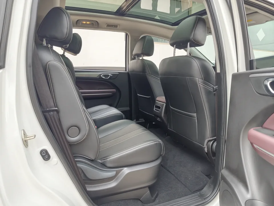 GAC Trumpchi M6 Trumpchi M6 2021 270T Automatic Premium Edition 7 Seaters 2023 — thumbnail 5