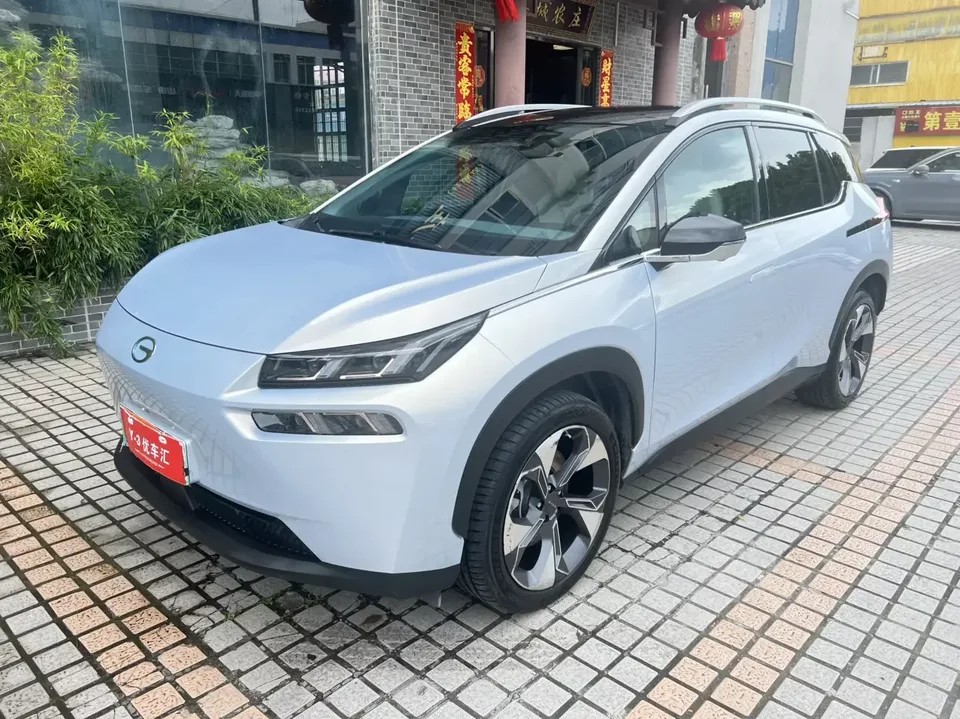 AION V AION V 2021 AION V Plus 70 Super Fast Charge Edition Ternary Lithium 2022 — photo 1, buy with delivery to Moscow