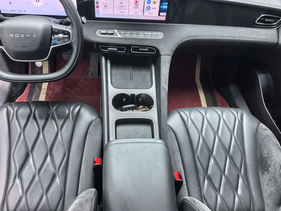 Roewe D7 DMH Roewe D7 DMH 2023 125 Ultimate 2024 — thumbnail 4