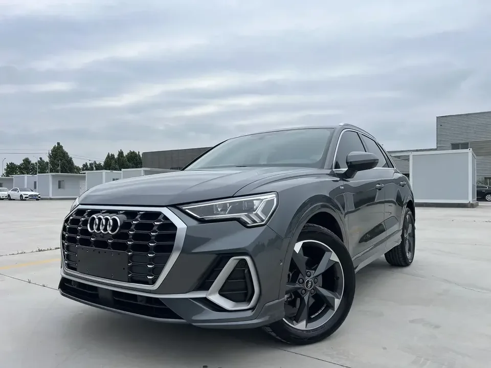 Audi Q3 Audi Q3 2022 35 TFSI Stylish Dynamic 2022 — photo 1, buy with delivery to Moscow