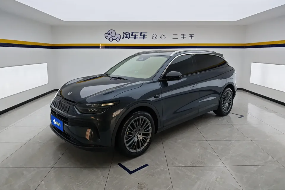Leapmotor Zero running C11 Zero running C11 2023 Extended Range 180 Comfort Edition 2023 — photo 1, buy with delivery to Moscow