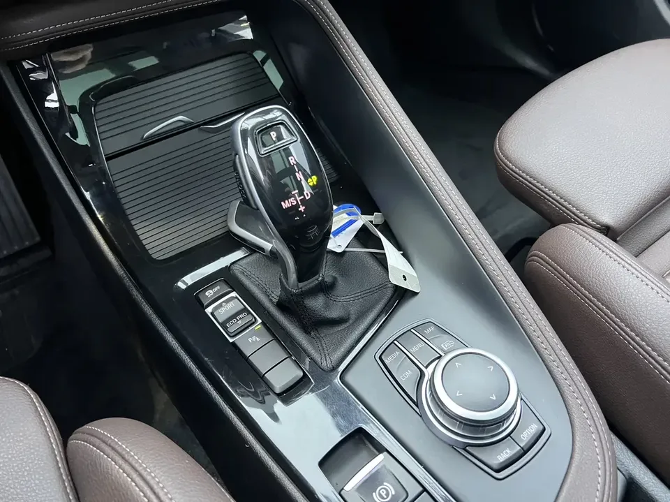 BMW X1 BMW X1 2021 sDrive20Li Premium 2022 — thumbnail 4