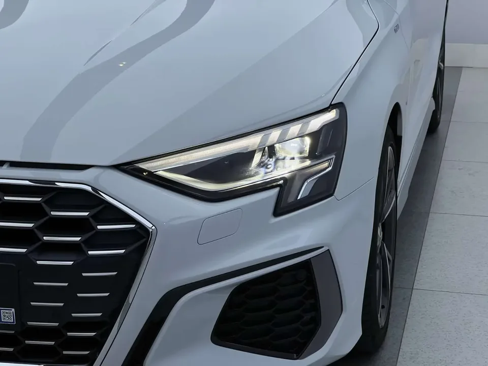 Audi A3 Audi A3 2022 Sportback 35 TFSI Stylish and sporty 2022 — thumbnail 2