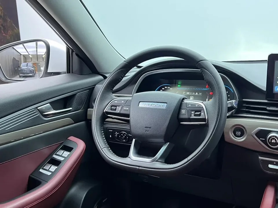 Jetour Jietu X70 Jietu X70 2023 1.5T DCT Beyond PRO 7 Seaters 2023 — thumbnail 3